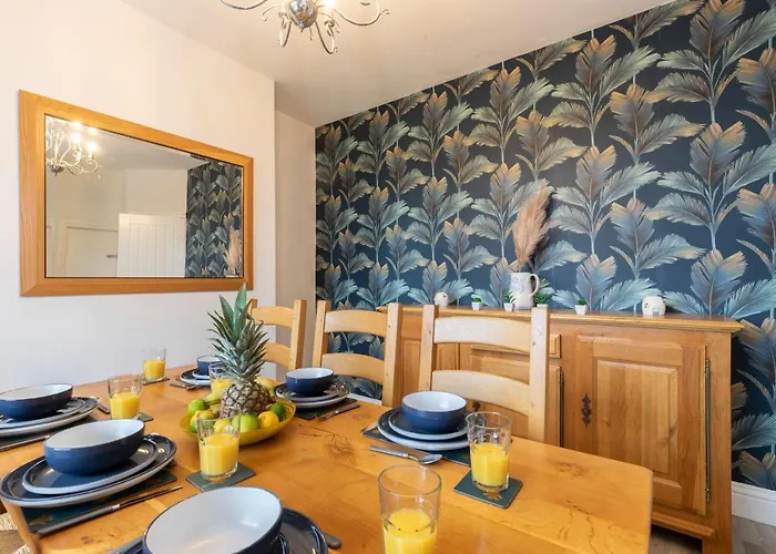 Coastal Retreat! *